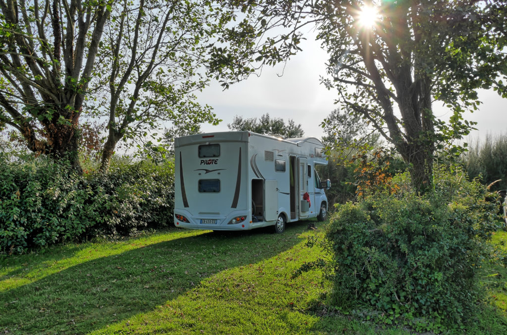 camping car au camping du Loup Blanc